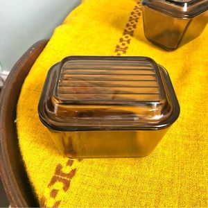 Vintage Amber Brown Pyrex Fridgie 501-B 501-C